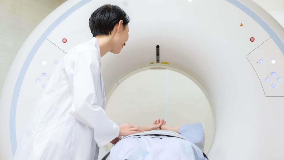 La ce interval se recomandă anumite investigații imagistice: RMN, CT, radiografie?