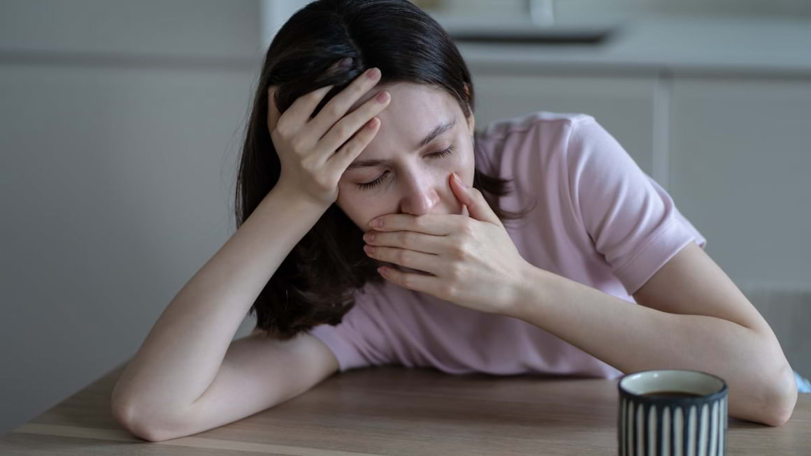 Esti mereu foarte obosit dimineata? Ai putea suferi de depresie