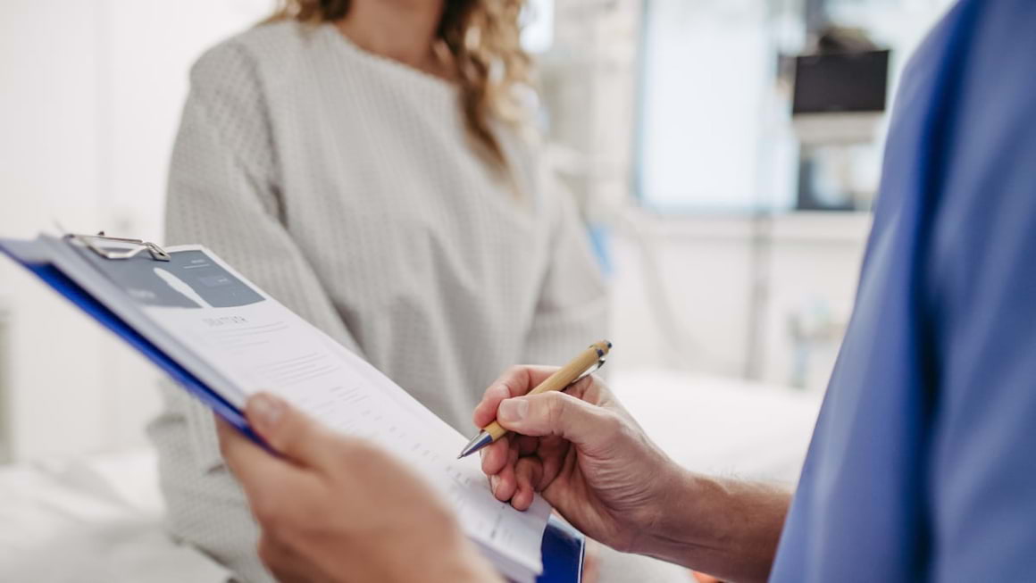 De ce se diagnostichează greu endometrioza? Analize și investigații care pot confirma boala
