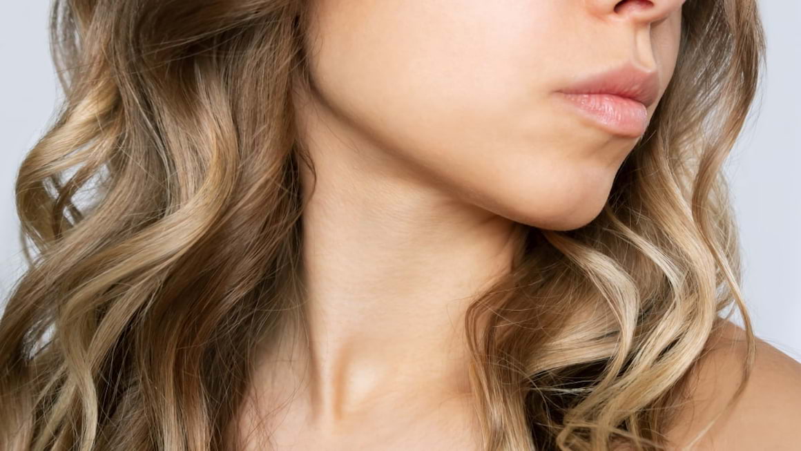 Hair strobing - tehnica de contur inspirata de make-up