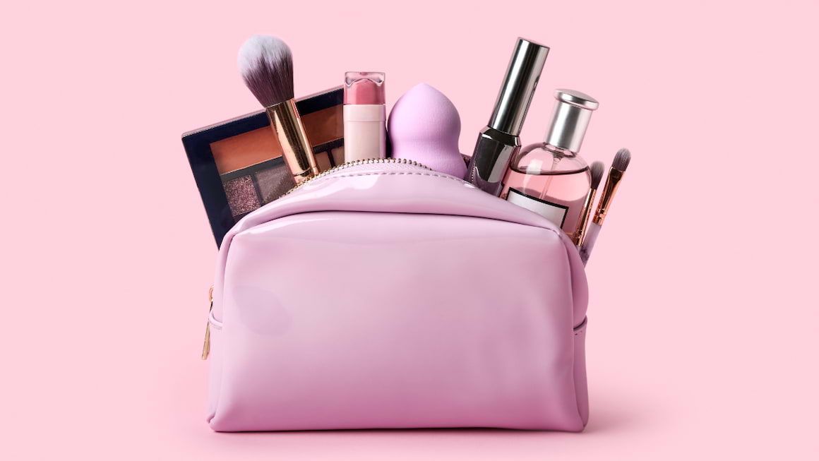 Cum să-ți organizezi kit-ul personal de make-up?