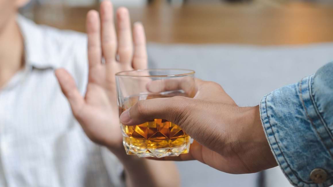 Consumul de alcool, asociat cu aritmia cardiaca