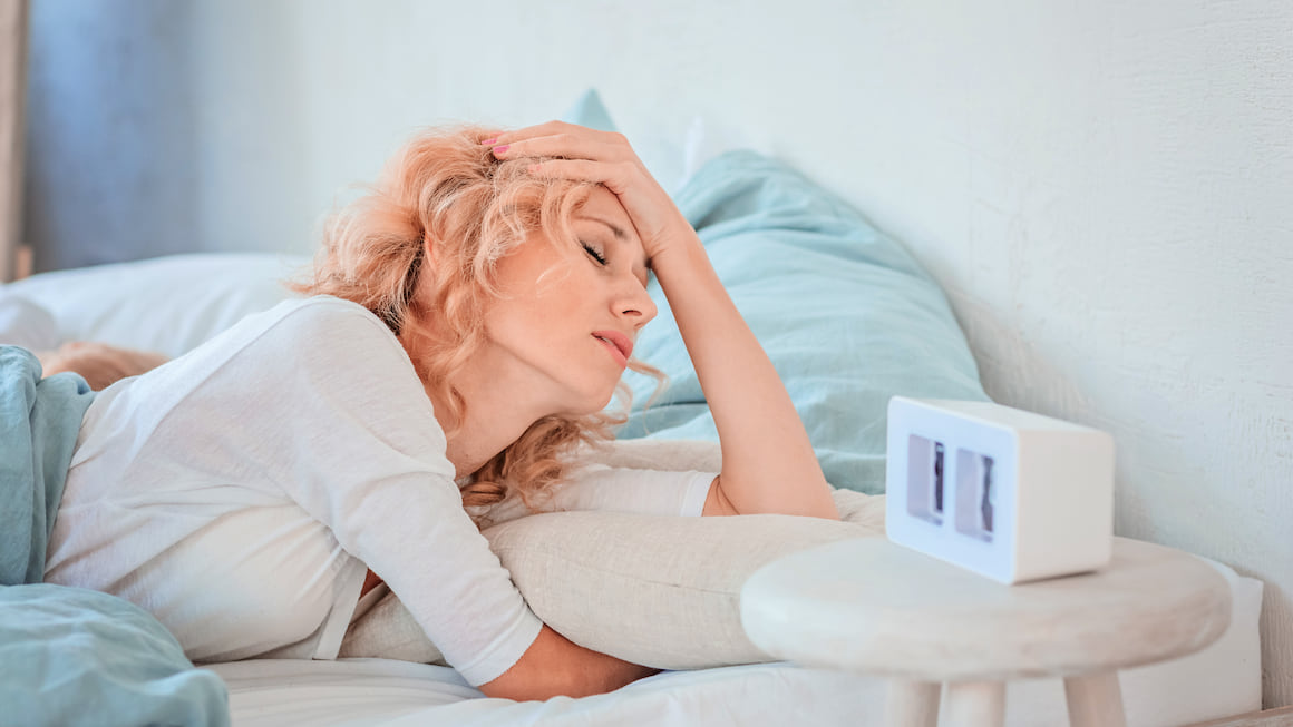 4 motive pentru care te trezesti peste noapte
