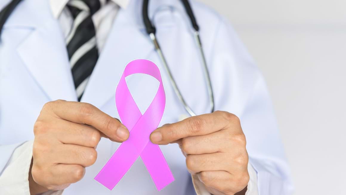 Cancerul mamar la barbati: semne, simptome, factori de risc