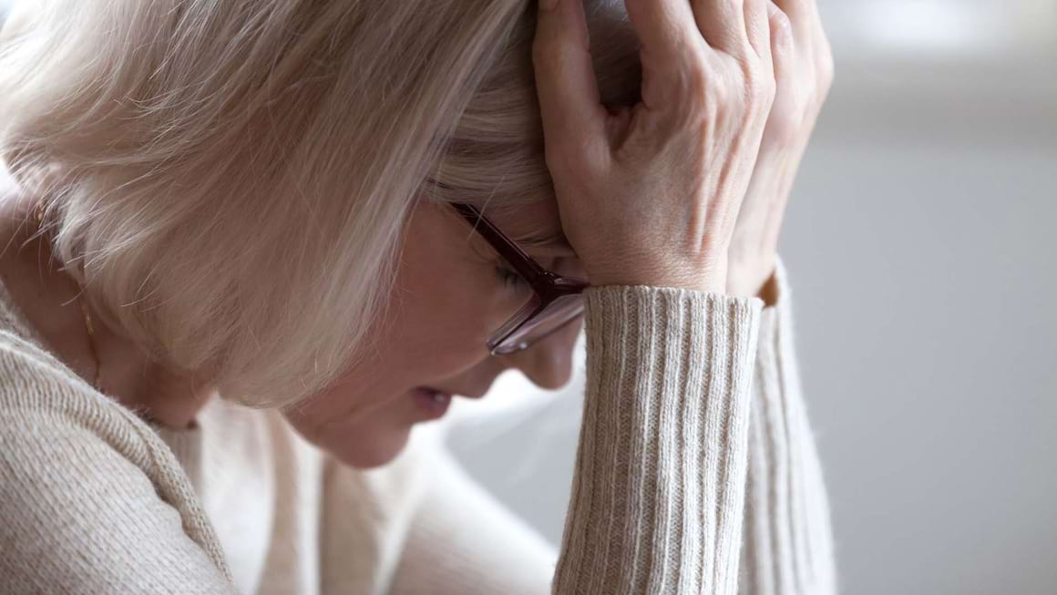 Atacurile de panica declansate de menopauza – de ce apar si cum se trateaza