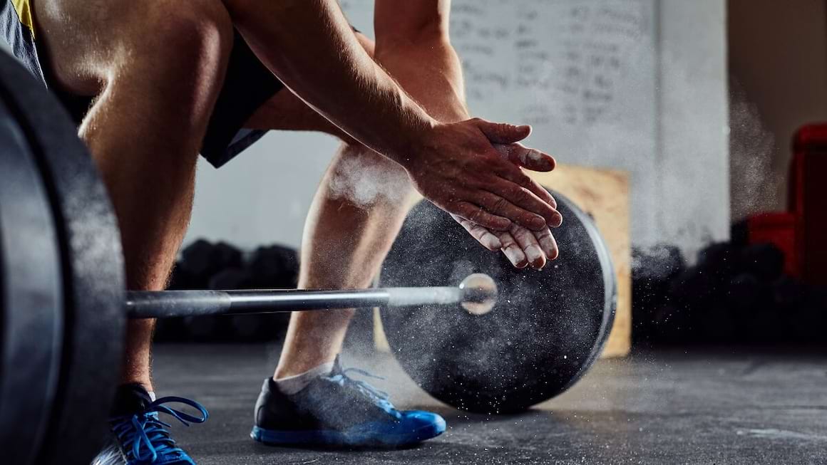 Exerciții cu haltera: ce beneficii au?