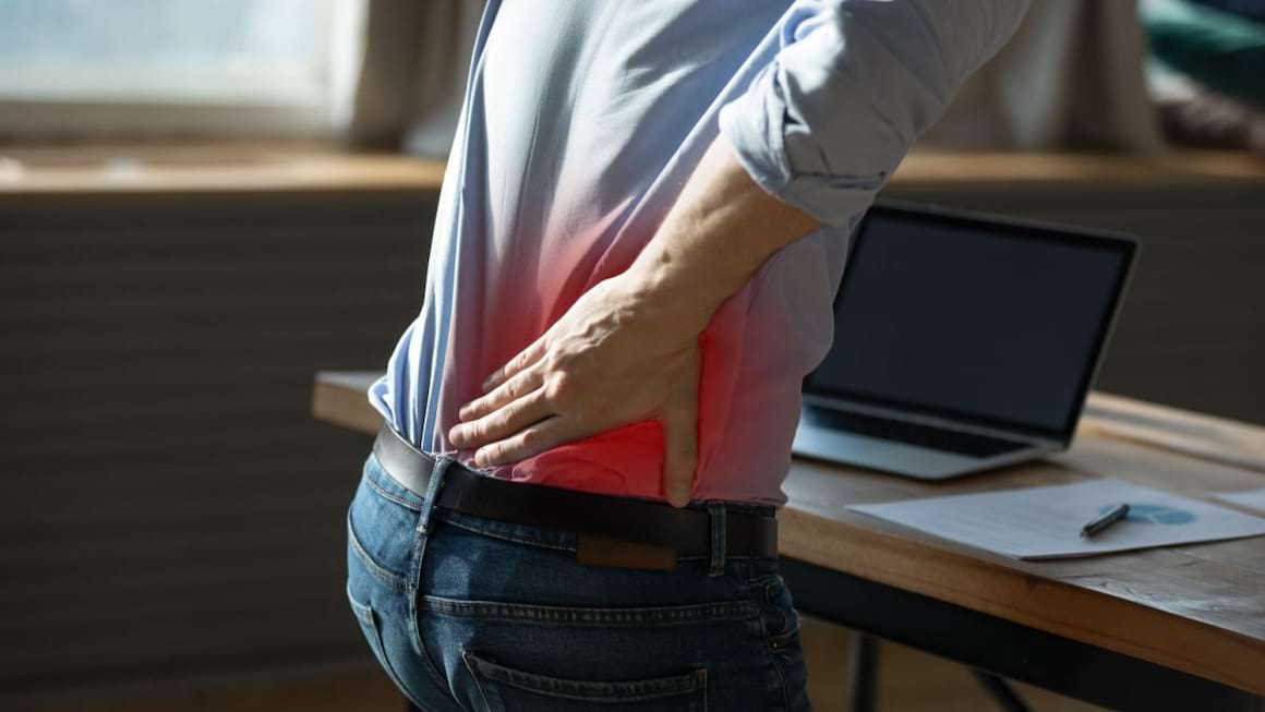Lombosciatica: ce este, cauzele aparitiei & tratament