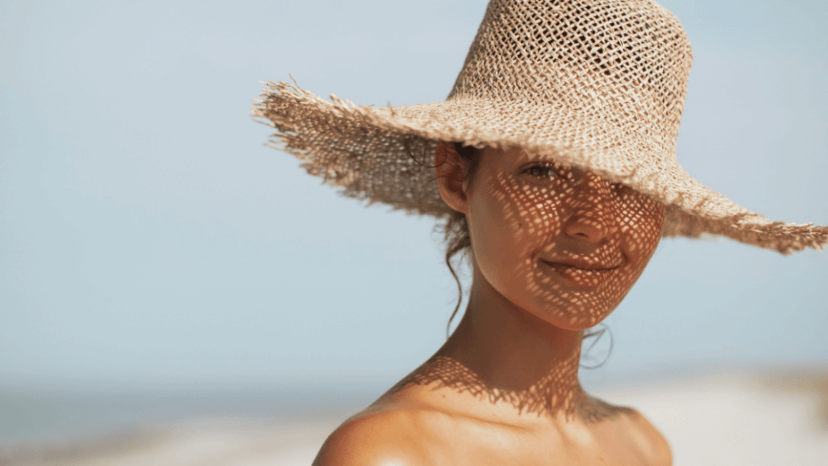 6 probleme dermatologice frecvente vara: petele provocate de soare și altele