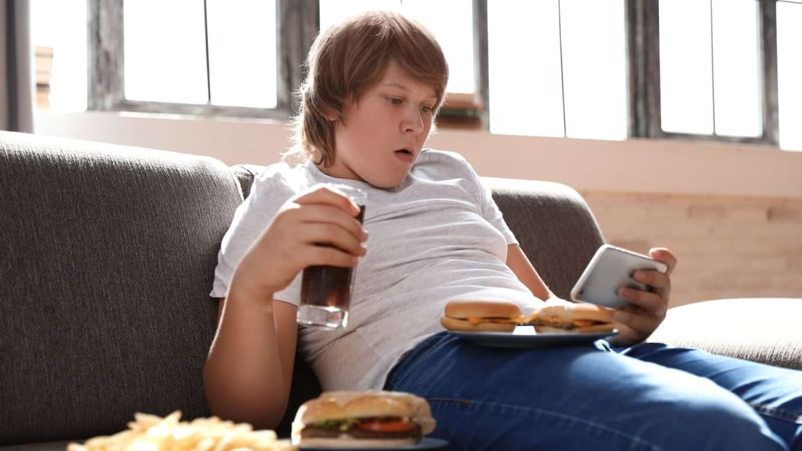 Obezitatea la adolescenti – ce efecte are si cum poate fi combatuta