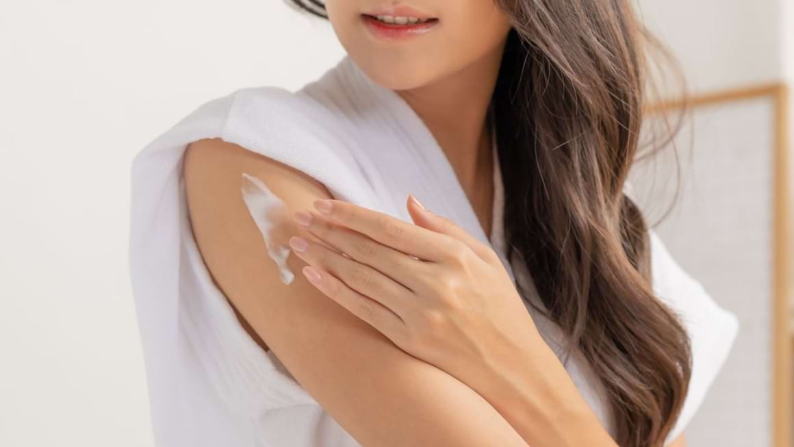Diferenta dintre crema hidratanta si crema emolienta