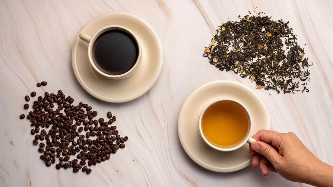 Consumul de cafea și ceai verde, asociat cu speranță de viață crescută la diabetici (studiu)