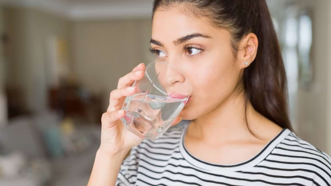 Cata apa trebuie sa bei in functie de dieta pe care o tii