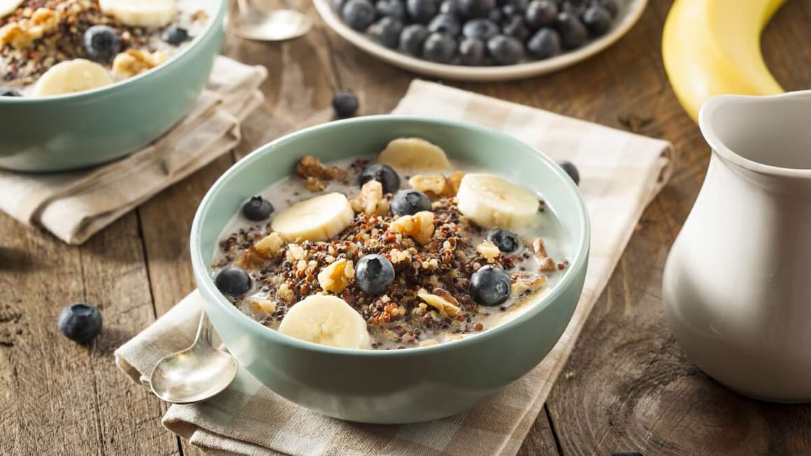 Quinoa: retete simple pentru un mic dejun de supereroi