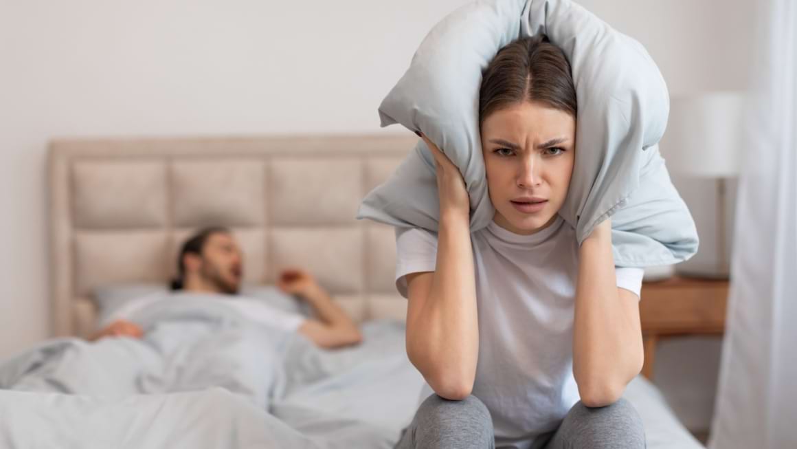 De cele mai multe ori, insomnia este accentuata de partenerul de viata