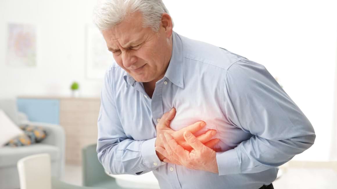 Ce riscuri și complicații are infarctul miocardic la bărbații peste 50 sau 60 de ani?