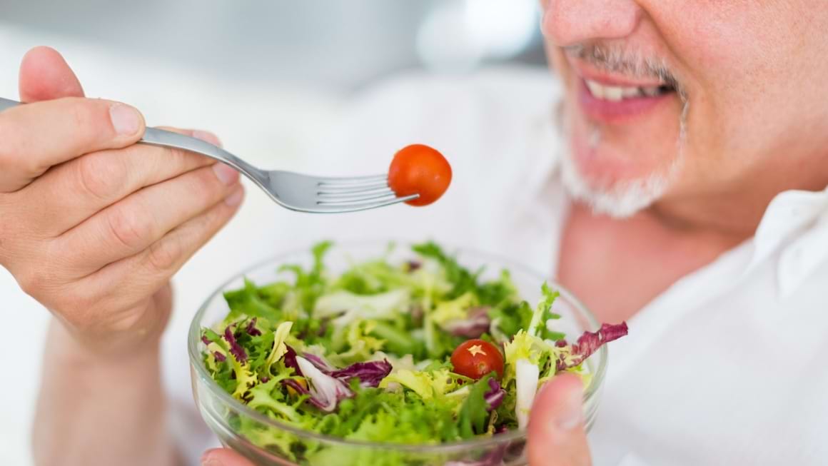 Dieta pentru pacientii cu AVC in antecedente: sfaturi utile si recomandari