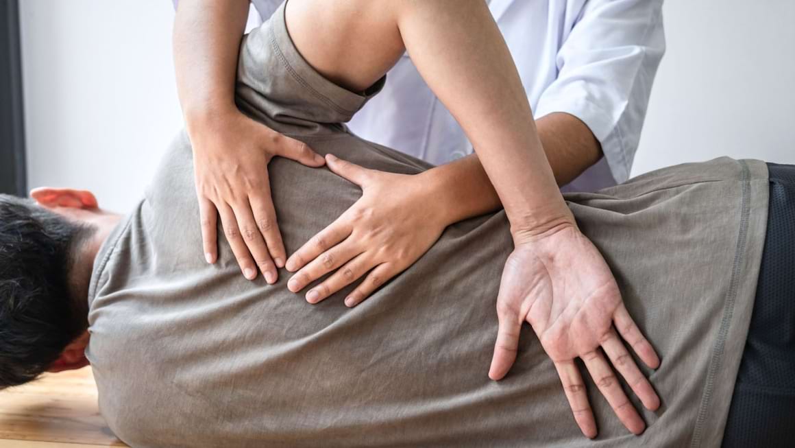 Chiropractica tratează afecțiunile articulațiilor