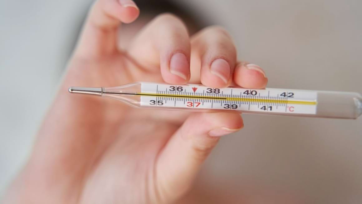 Temperatura corpului: când și de ce diferă valorile la bărbați și la femei?