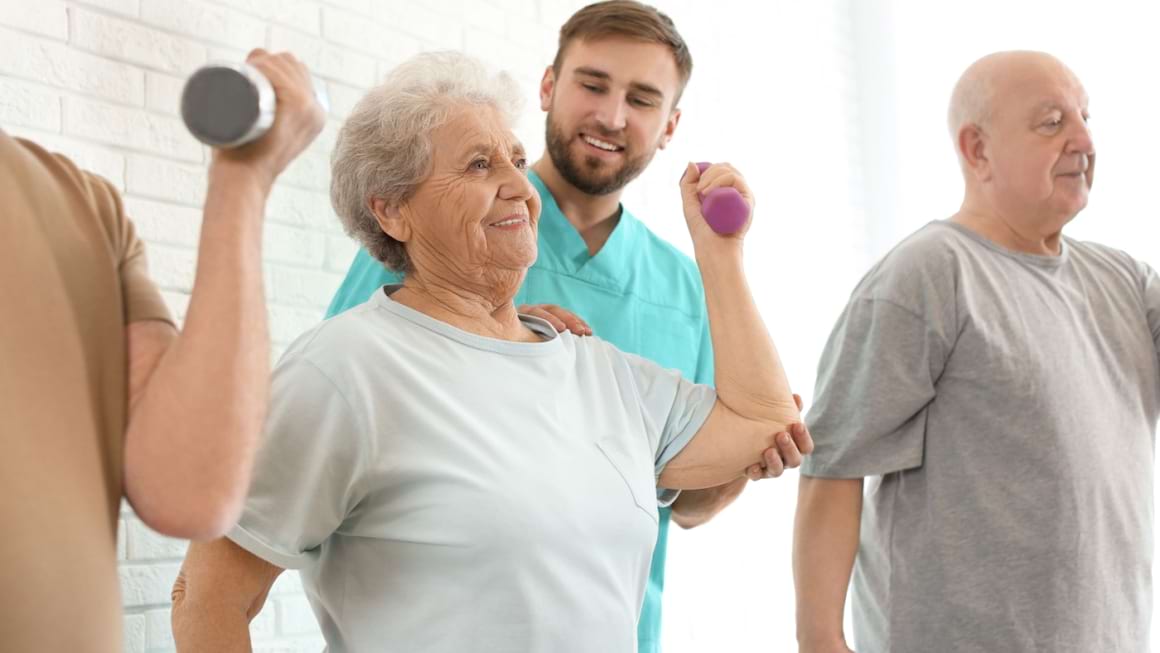 2 ore si jumatate de exercitii moderate pe saptamana pot incetini progresia bolii Parkinson