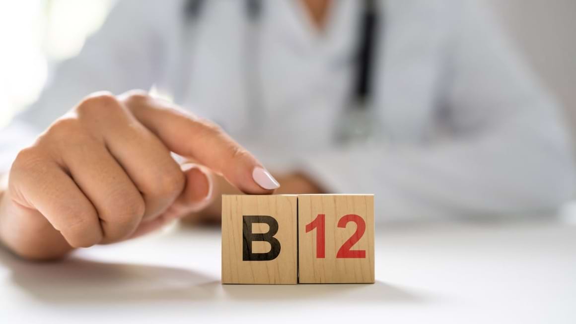 Lipsa de vitamina B12 ar putea fi asociata cu depresia la varstnici [studiu]