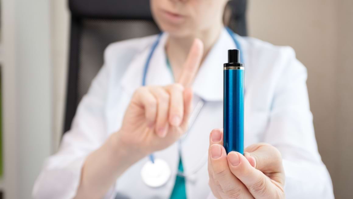 Țigările electronice pot cauza cancer oral [studiu]