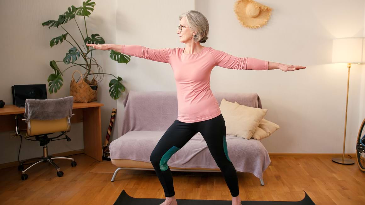 5 exerciții care îți îmbunătățesc viața sexuală la menopauză și nu numai