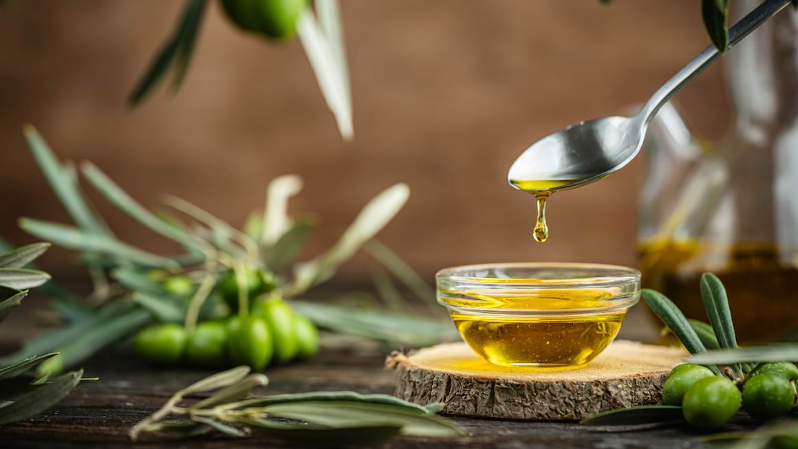 Oleocantal din uleiul de masline: beneficii in preventia Alzheimer