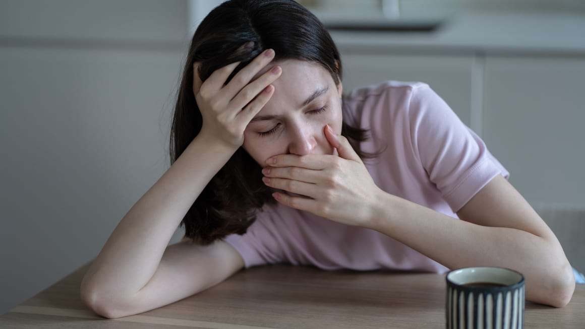 Esti mereu foarte obosit dimineata? Ai putea suferi de depresie