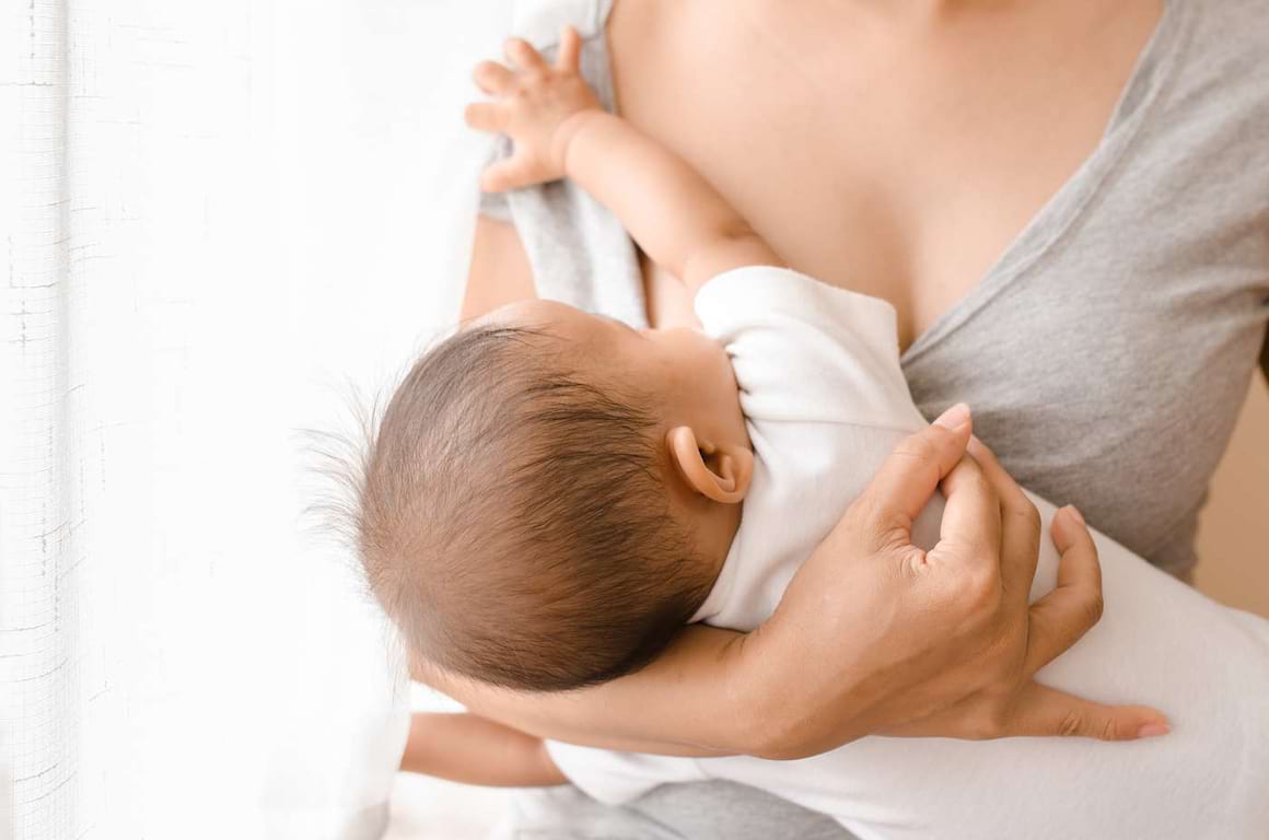 8 probleme întâlnite în alăptare
