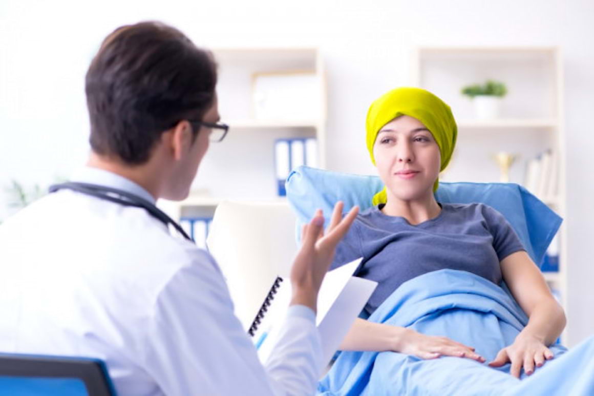 Cum pot testele genetice să facă tratamentul împotriva cancerului mai eficient