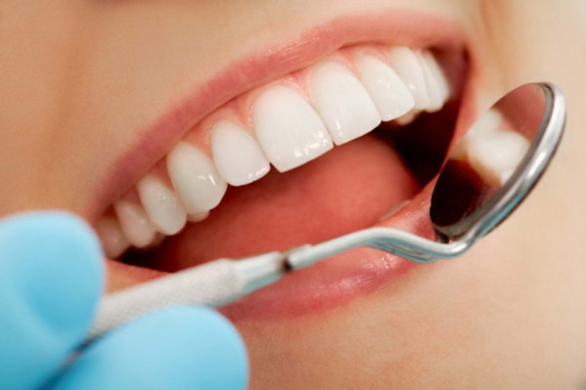 8 lucruri pe care stomatologul ar vrea să NU le faci