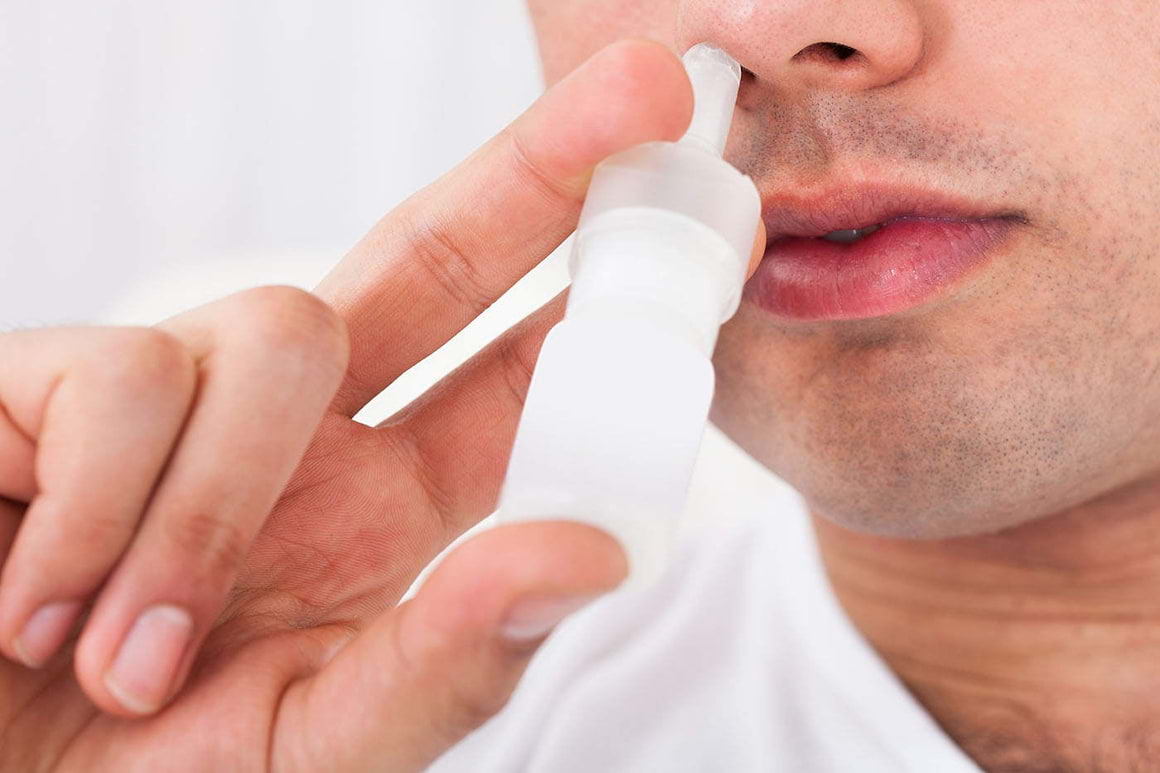 Utilizarea corectă a spray-ului nazal reduce inflamația sinusurilor