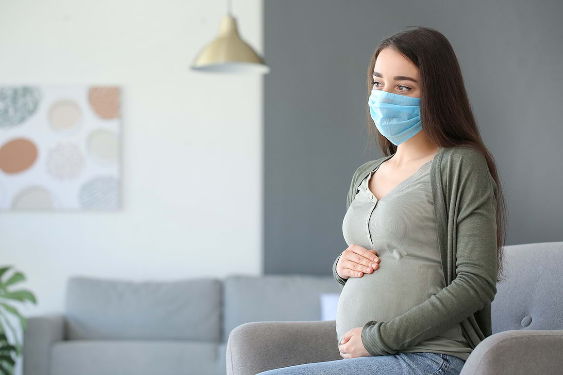 COVID-19 în sarcină. Tot ce trebuie să știi despre mamă și copilul nenăscut