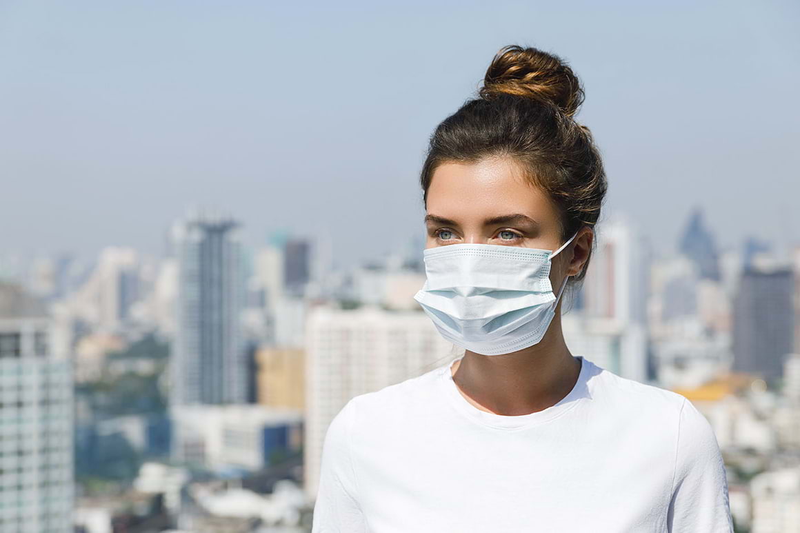 Măștile de protecție nu pot provoca supraexpunere la dioxid de carbon, nici chiar la pacienții cu boli pulmonare [studiu]