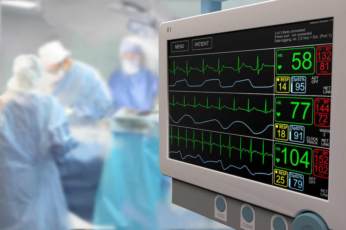 COVID-19: Stopul cardiac, frecvent la pacienții în terapie intensivă [studiu]