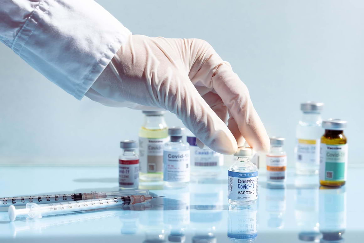 Vaccinul anti-COVID-19 și tehnica ARN-ului mesager