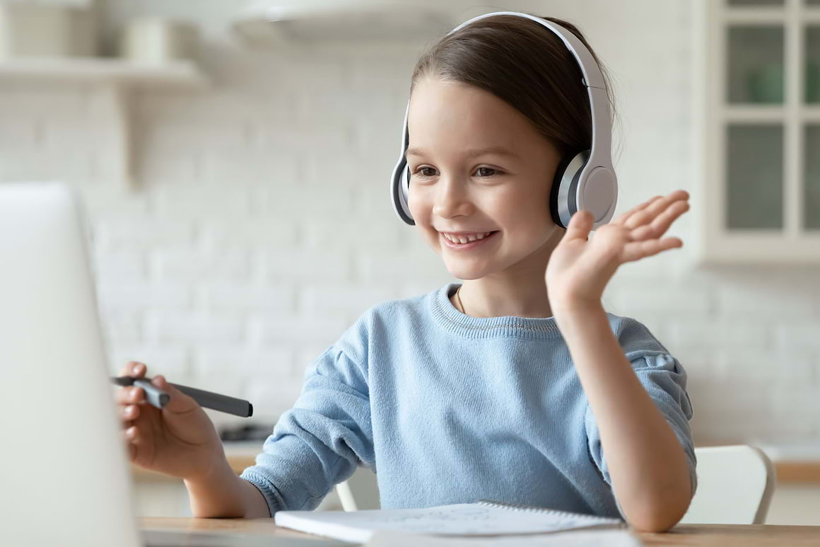 Terapia comportamentală online, eficientă pentru copii și adolescenți cu tulburare obsesiv-compulsivă