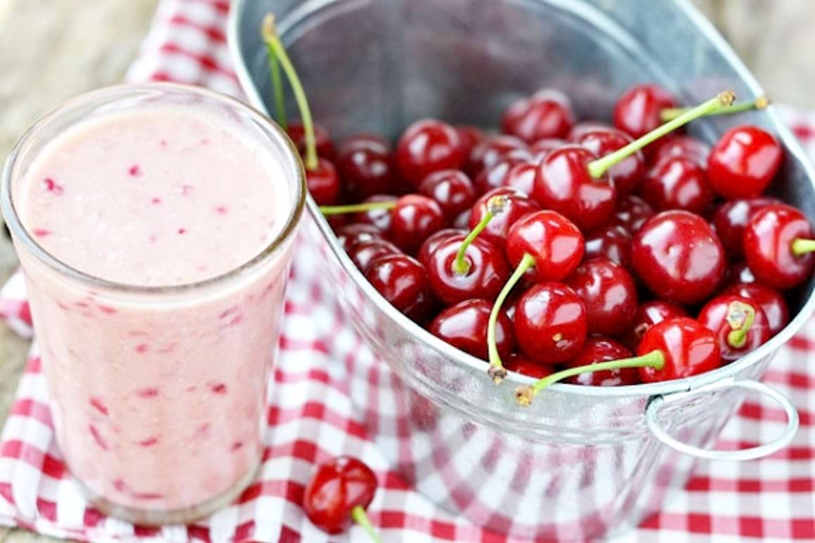 5 Smoothieuri pe baza de cirese