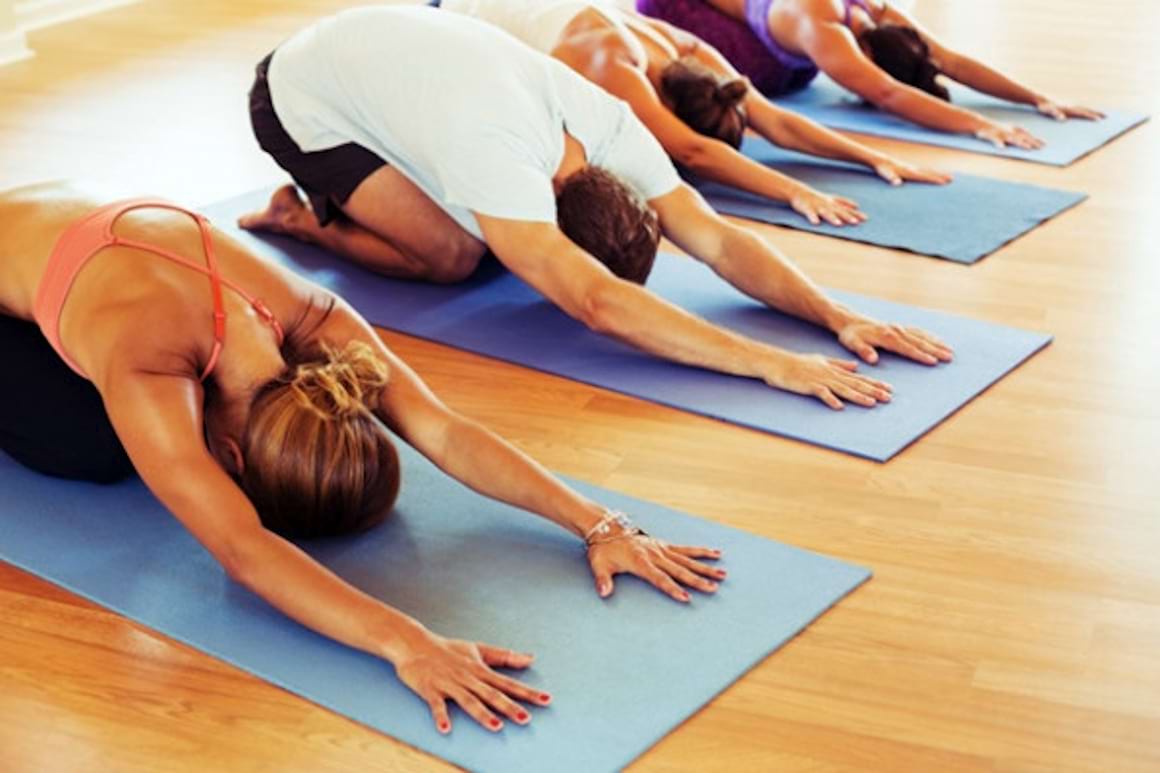 Studiu: Yoga amelioreaza durerile lombare
