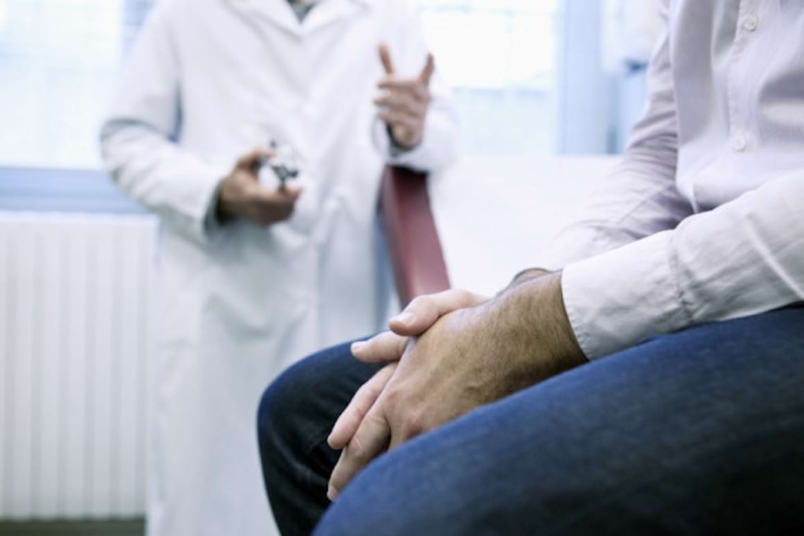 Terapia de prima linie a cancerului de prostata metastatic hormonosensibil - Un singur standard terapeutic?