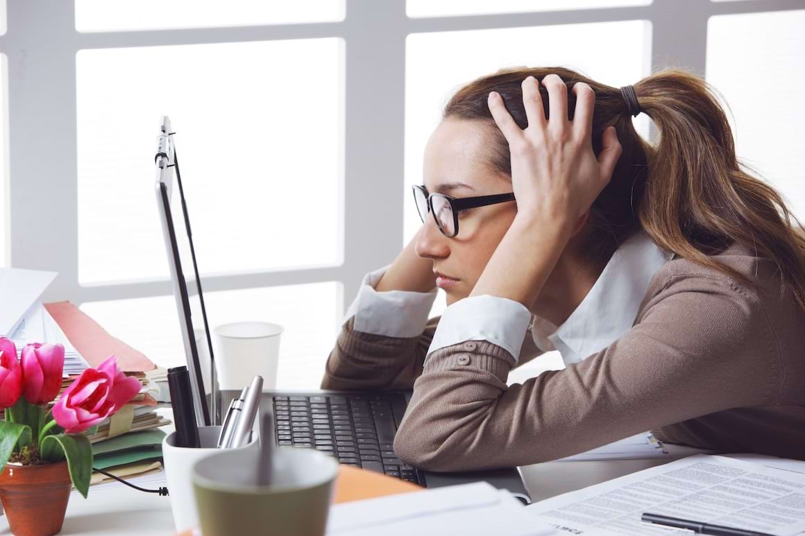 Înapoi la birou: cum faci față lipsei de motivație și de concentrare de după concediu