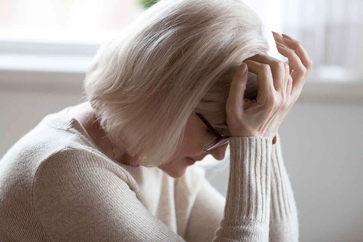 Femeile care se confruntă cu simptome severe la menopauză prezintă un risc mai mare de AVC [studiu]