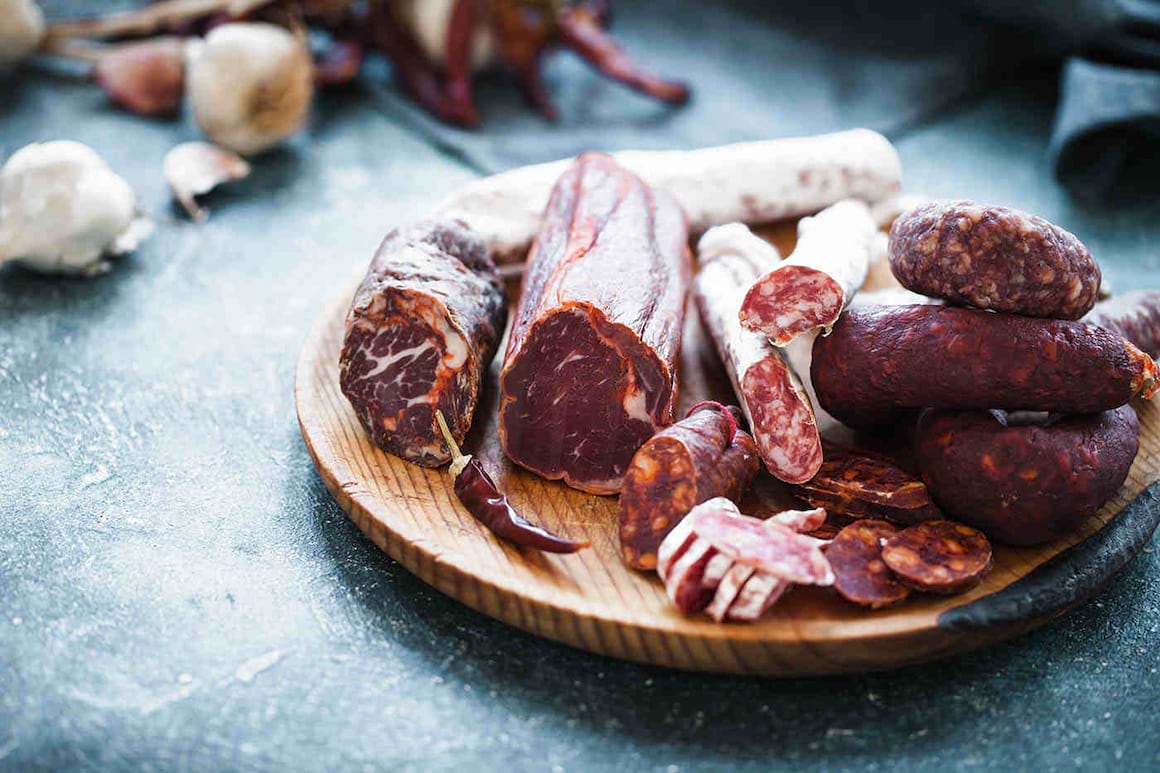 Riscul de cancer de colon, crescut prin consumul de alimente ultraprocesate [studiu]