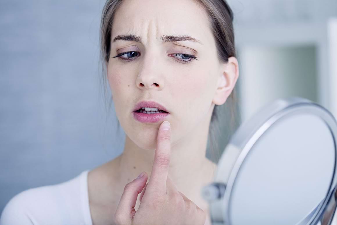 Stresul și boala declanșează episoadele de herpes. Cum are loc procesul?
