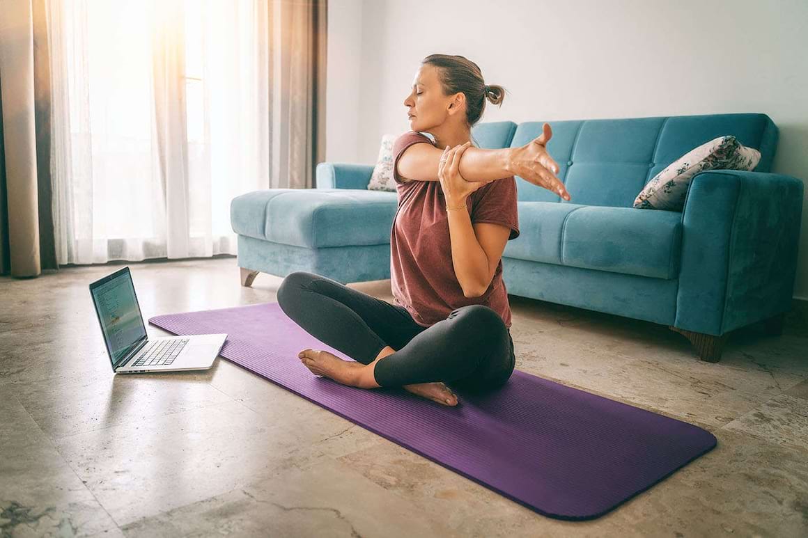 Yoga poate reduce stresul ocupațional (studiu)