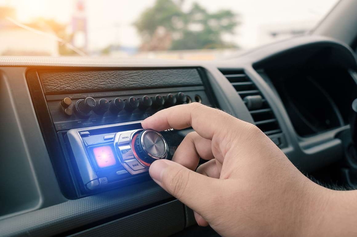 De ce e bine să asculți muzică de relaxare când conduci?