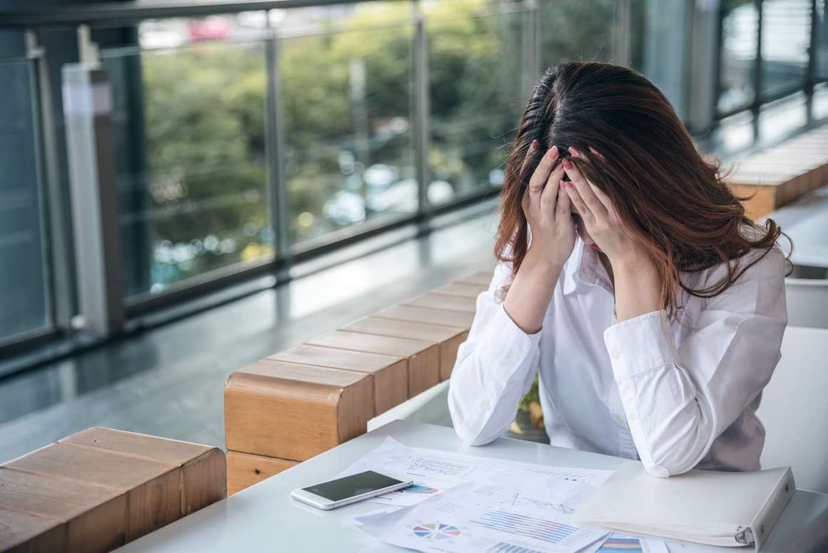 Fumul de țigară dăunează și sănătății mentale [studiu]