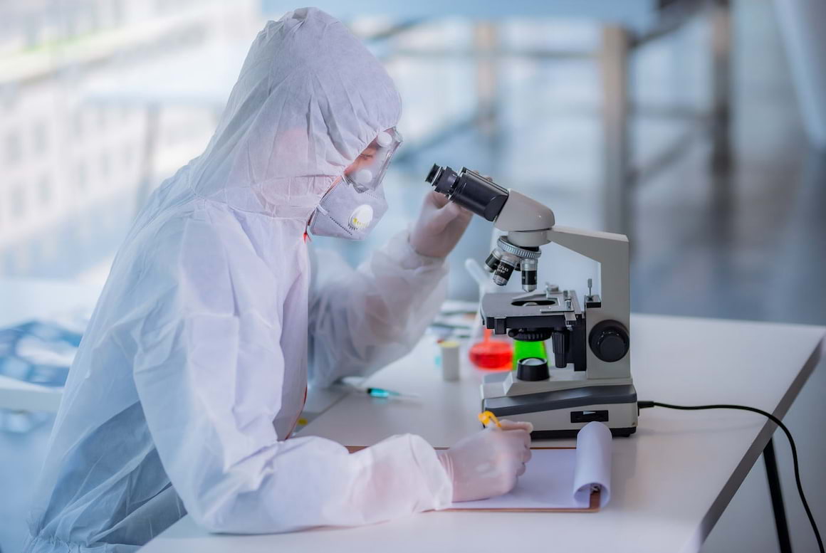 COVID-19: Medicamentul Molnupiravir aduce speranță în tratamentul infecției cu SARS-CoV-2