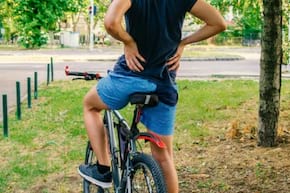De ce apare durerea lombara dupa ce mergi cu bicicleta & cum poate fi prevenita