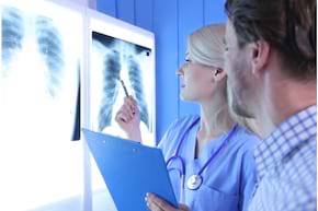 Imunoterapia si terapia target in cancerul pulmonar fara celule mici - prezent si perspective imediate